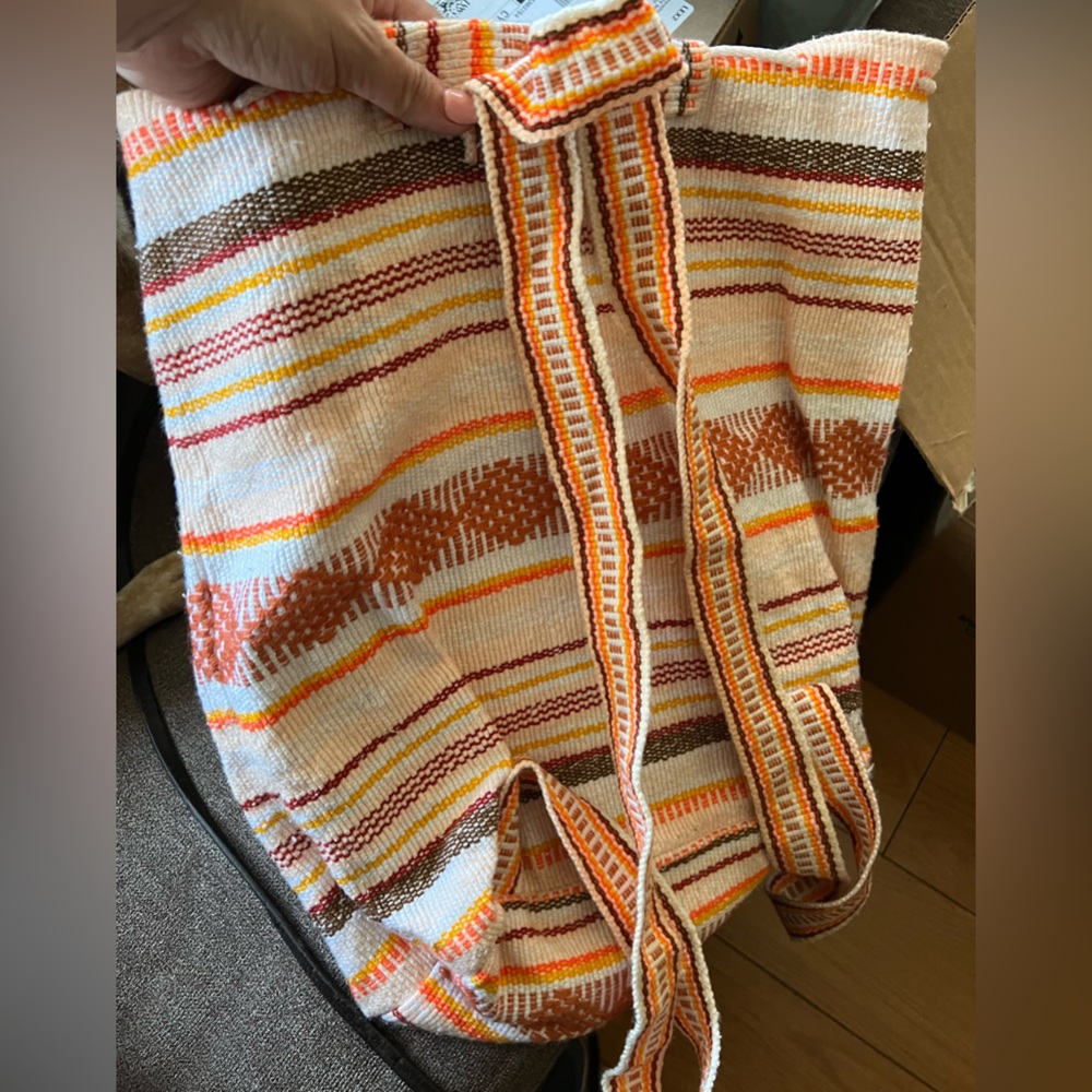 Handcrafted backpack - Picture 2 of 5